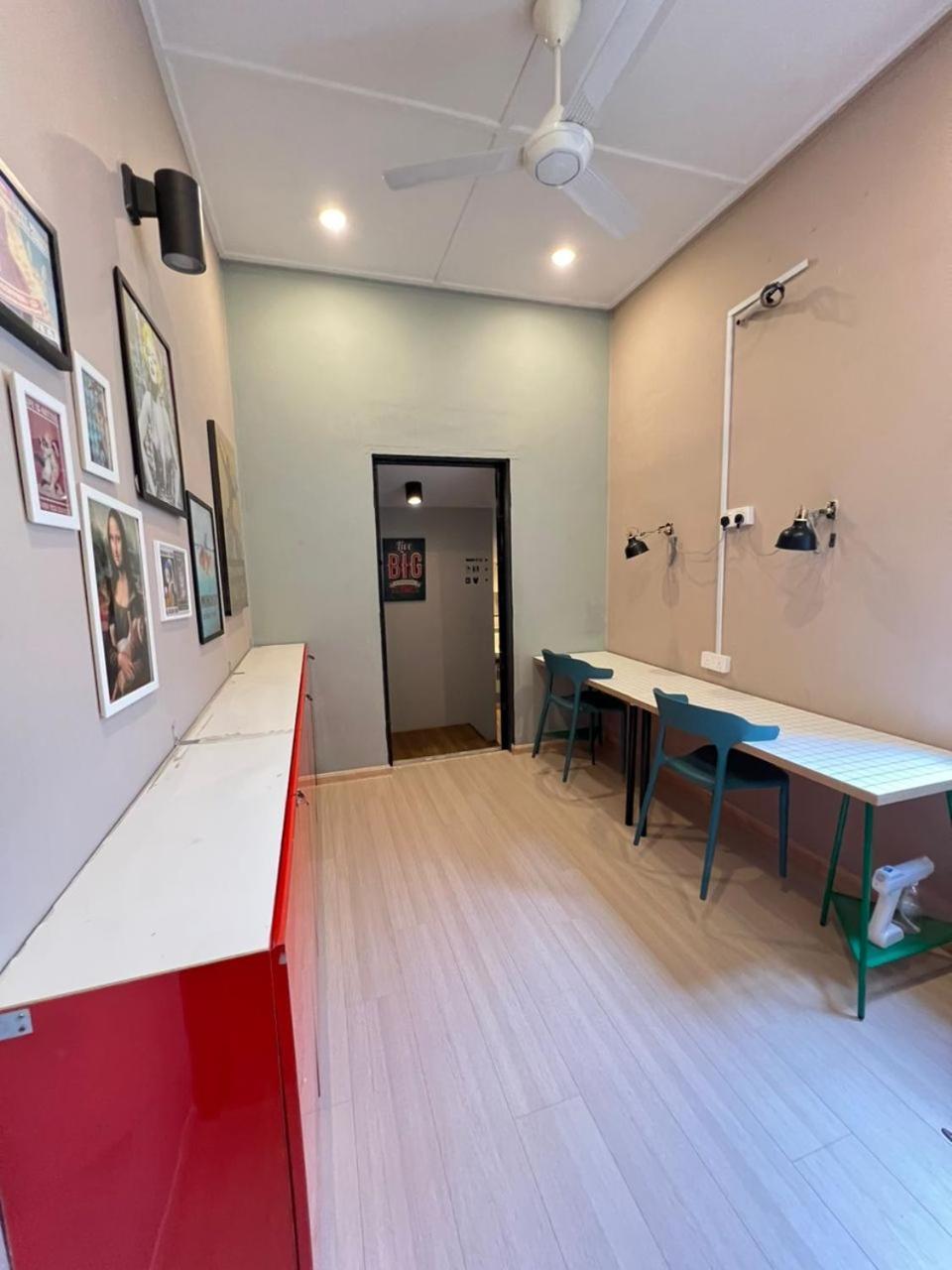 Myroom Georgetown, Off Jalan Burma, Gurney Drive Exterior photo